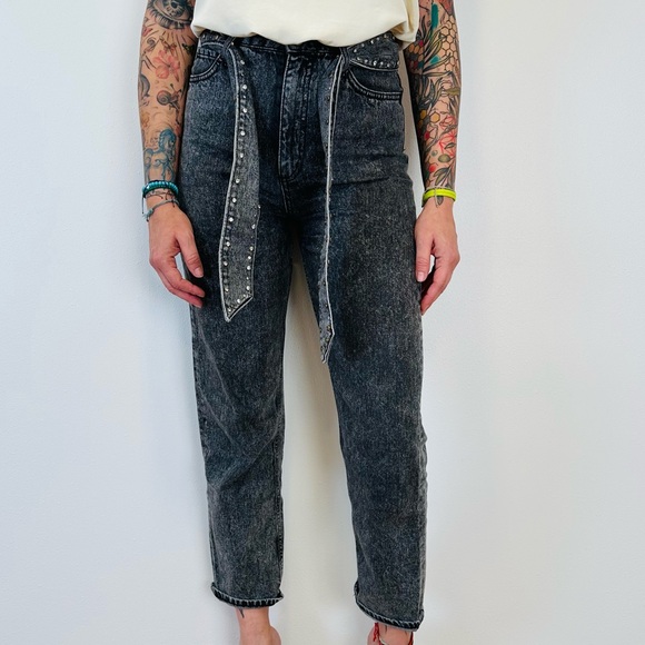 Sandro Paris Acid Wash Denim High-Rise Tapered Jeans - Picture 6 of 9